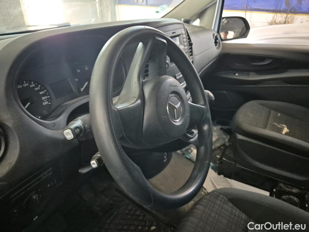  Mercedes  Vito MERCEDES-BENZ  / 2014 / 4P / furgón 111 CDI Larga #24