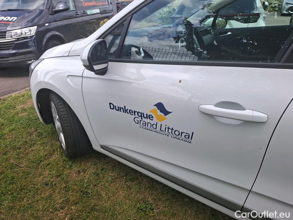  Renault  Clio  V Business 1.6 E-TECH Hybrid 140CV BVA6 E6d #3