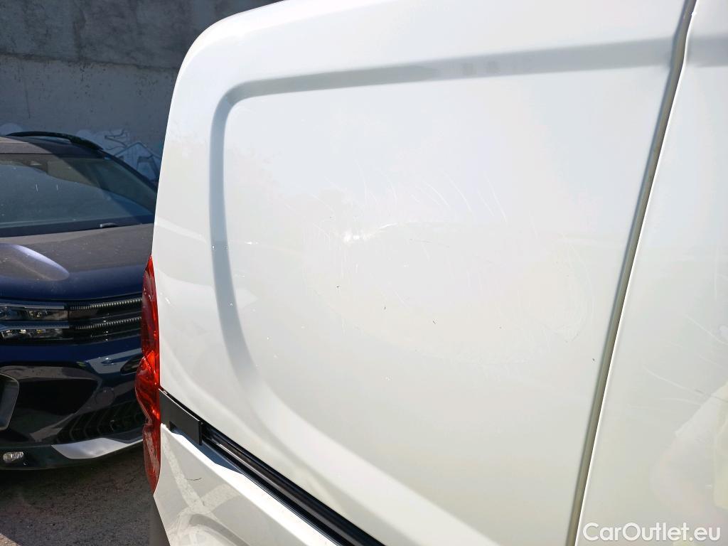  Fiat  Doblo FIAT Doblò Cargo/2015/4P/furgón derivado de turismo Cargo SX 1.6 Mjet 66kW (90CV) (AC) #19