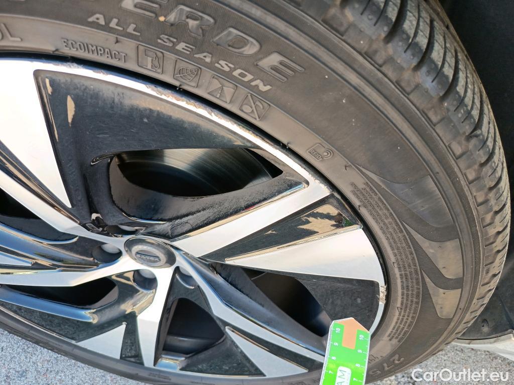  Volvo  XC90 VOLVO  / 2019 / 5P / todoterreno 2.0 B5 D AWD R-Design Auto (AC2) #12