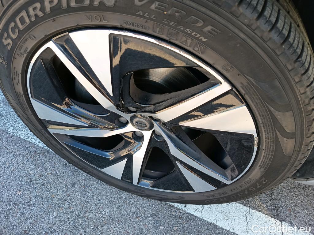  Volvo  XC90 VOLVO  / 2019 / 5P / todoterreno 2.0 B5 D AWD R-Design Auto (AC2) #11