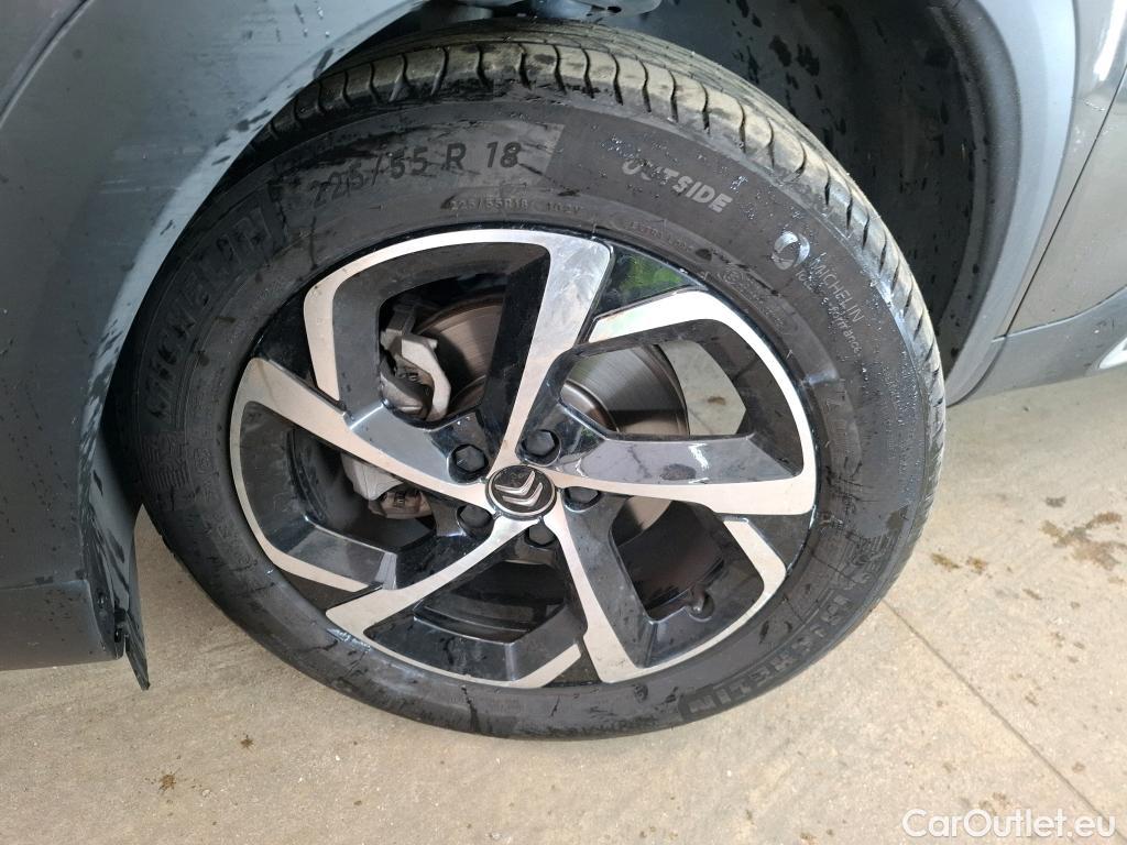  Citroen  C5 Aircross CITROEN  / 2018 / 5P / SUV PureTech 130 S&S EAT8 Shine #5