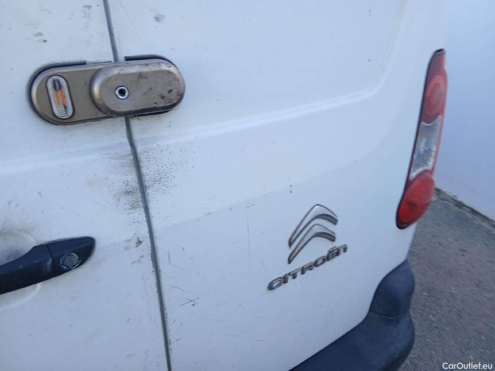  Citroen  Berlingo CITROEN  / 2015 / 3P / furgón derivado de turismo BlueHDi 74KW (100CV) #22