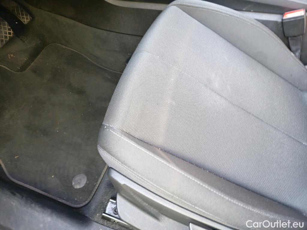  Audi  Q3 AUDI  / 2018 / 5P / todoterreno 35 TDI 110kW (150CV) S tronic #8