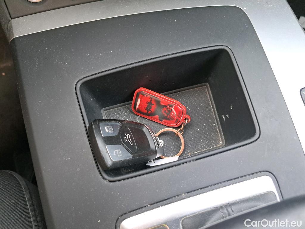  Audi  Q5 AUDI  / 2020 / 5P / todoterreno Advanced 35 TDI 120kW S tronic #3