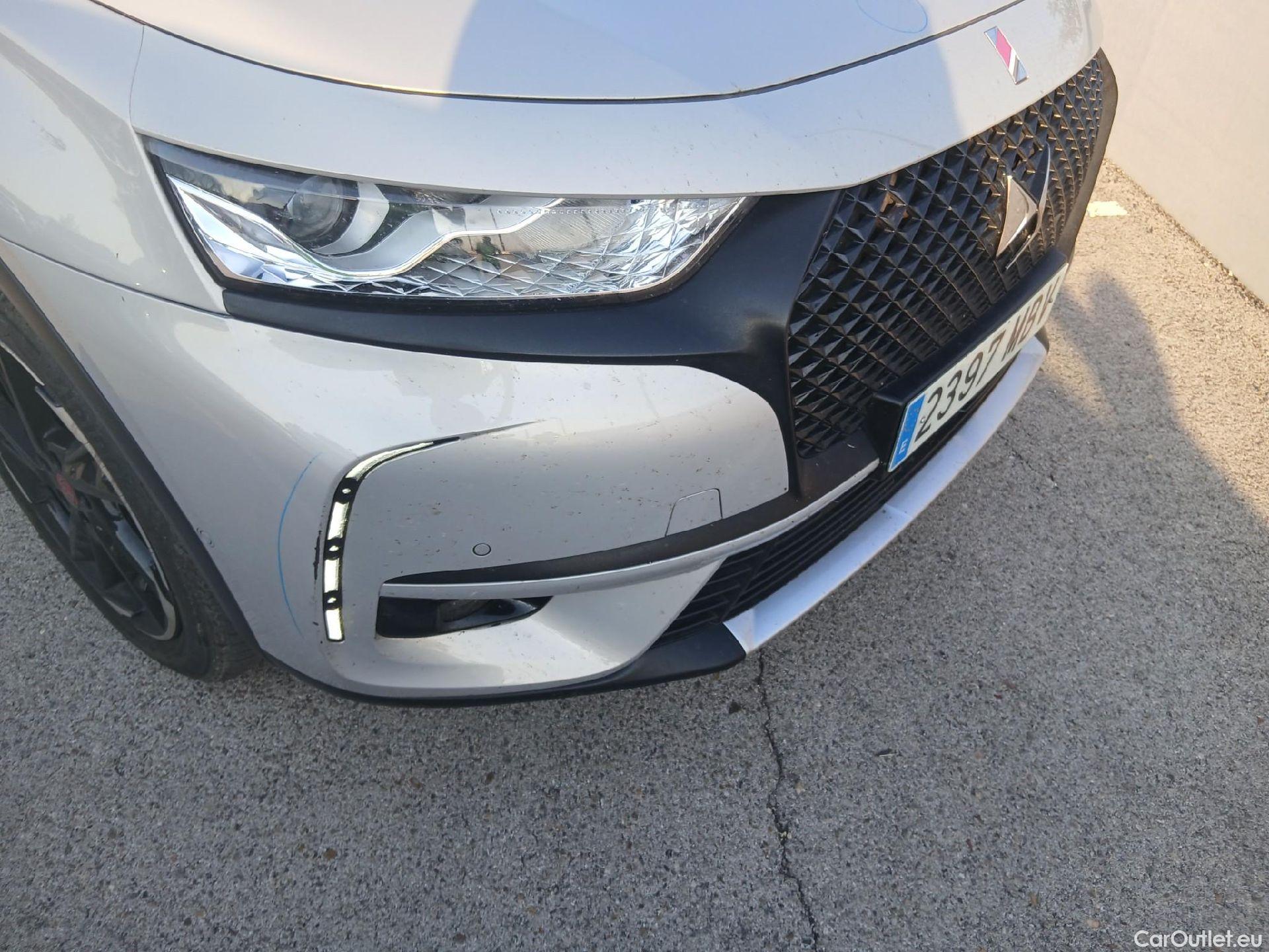  DS  DS7 DS DS 7 Crossback / 2017 / 5P / todoterreno BlueHDi DE 96kW (130CV) AT. PERF.LINE #6