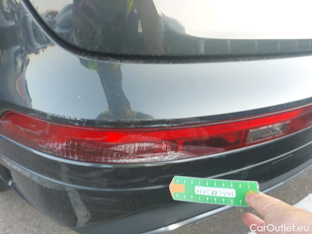  Audi  Q5 AUDI  / 2020 / 5P / todoterreno Advanced 35 TDI 120kW S tronic (AC3) #23