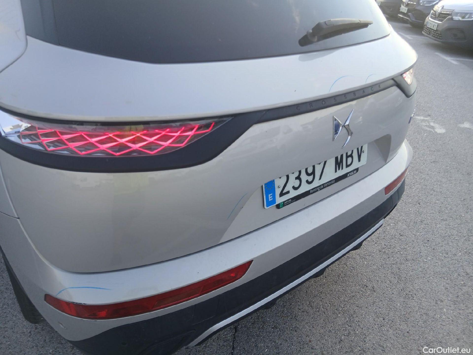  DS  DS7 DS DS 7 Crossback / 2017 / 5P / todoterreno BlueHDi DE 96kW (130CV) AT. PERF.LINE #21