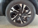  Peugeot  2008 PEUGEOT  / 2019 / 5P / CROSSOVER BLUEHDI 130 EAT8 ALLURE PACK S/S AUT. #68