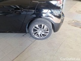  Peugeot  208 PEUGEOT  / 2019 / 5P / BERLINA ACTIVE PACK PURETECH 100 S/S #74
