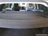  Peugeot  3008 PEUGEOT  / 2020 / 5P / SUV BLUEHDI 130 EAT8 SeS ALLURE #133