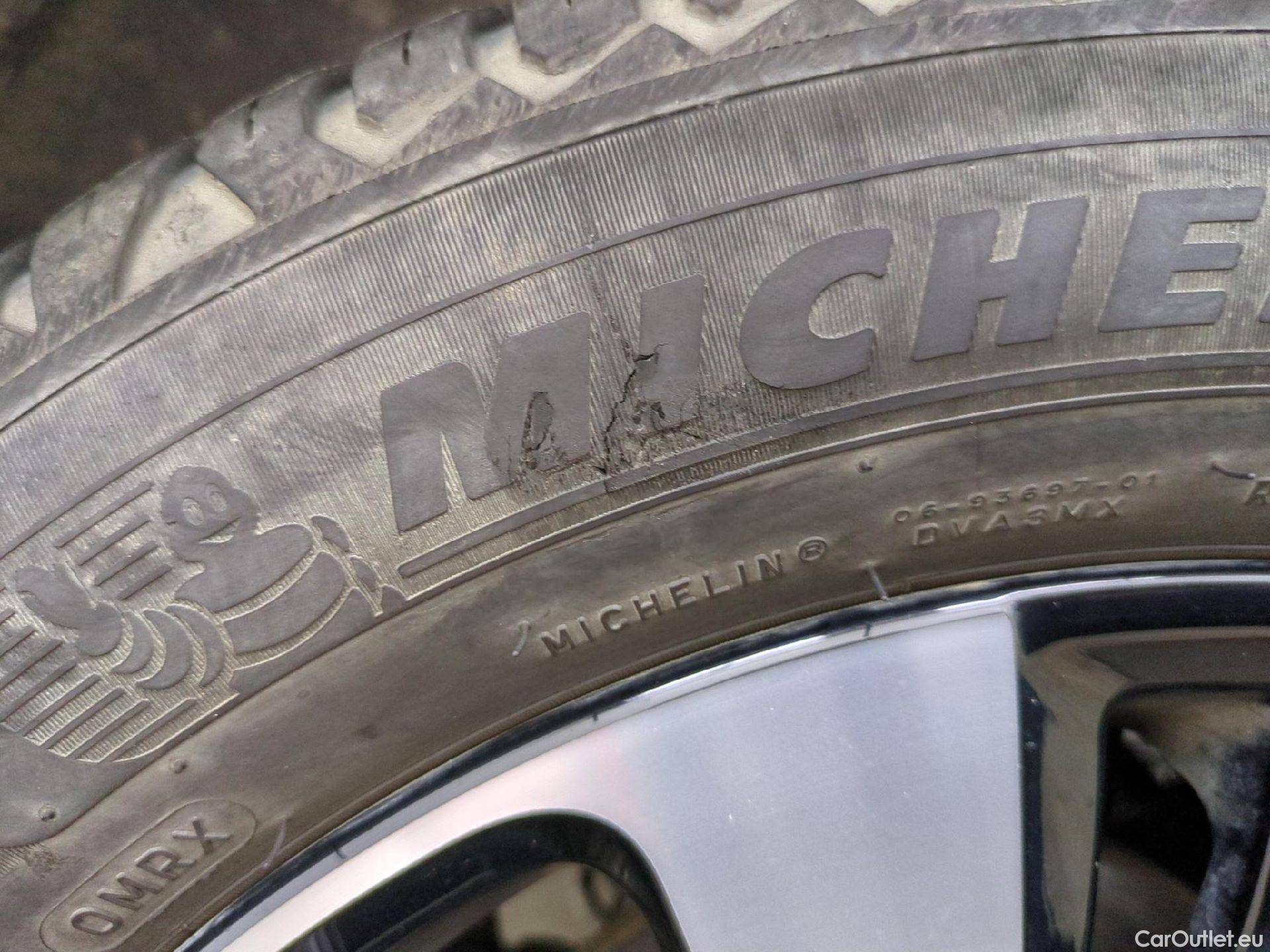  Citroen  C3 CITROEN  / 2020 / 5P / Berline PureTech 110 S&S EAT6 Shine #15