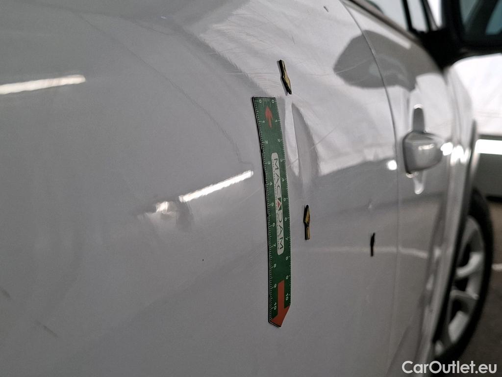  Citroen  C3  Feel 1.6 BlueHDi 75CV BVM5 E6 #8