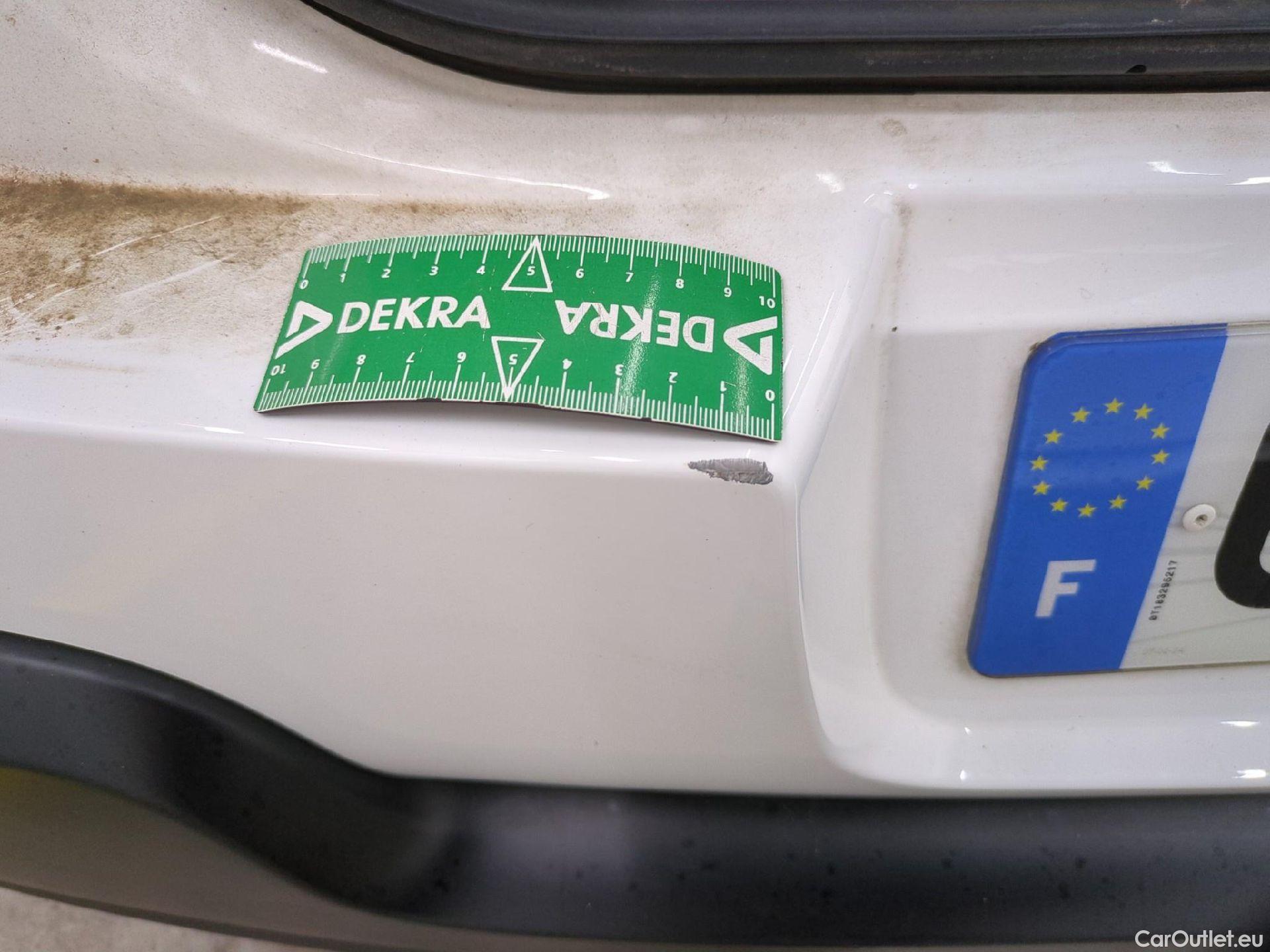  Citroen  C3 CITROEN  / 2020 / 5P / Berline PureTech 110 S&S EAT6 Shine #22