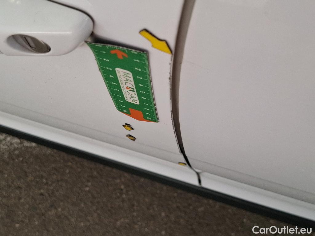  Citroen  C3  Feel 1.6 BlueHDi 75CV BVM5 E6 #33