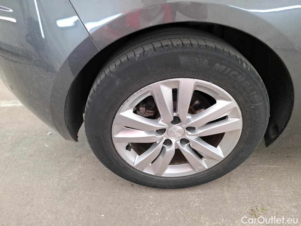  Peugeot  308  Active Business 1.5 HDi 130CV BVM6 E6d #14