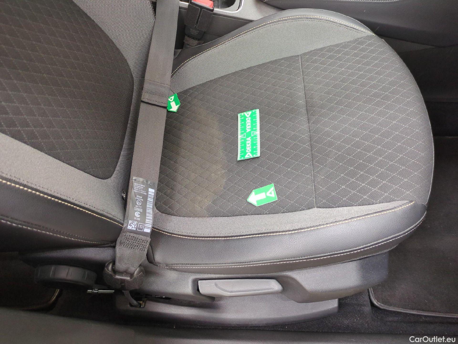  Opel   Grandland X Grandland X Elegance Business 1.5 130CV BVA8 E6d #3