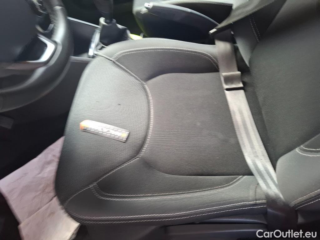  Renault  Clio  IV Business 0.9 TCe 75CV BVM5 E6 #1