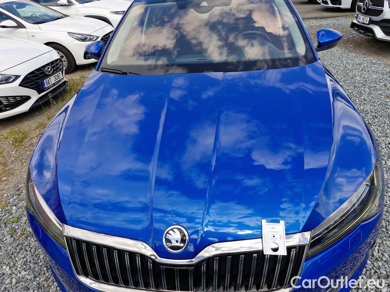  Skoda  Superb  Combi (3T5)(2010) Supe.FL2.0TDI 110 Style AT #18