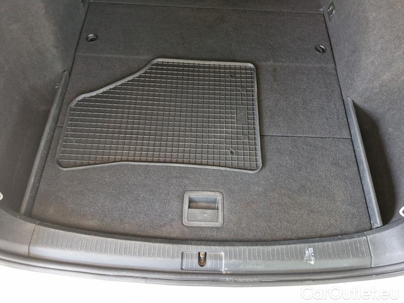  Volkswagen  Golf  VIII Variant (CG5) 2020 Var 1.5TSI EVO 110 HL #11