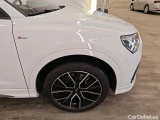  Audi  Q3 Audi  45 TFSI e S tronic S edition 5d #9