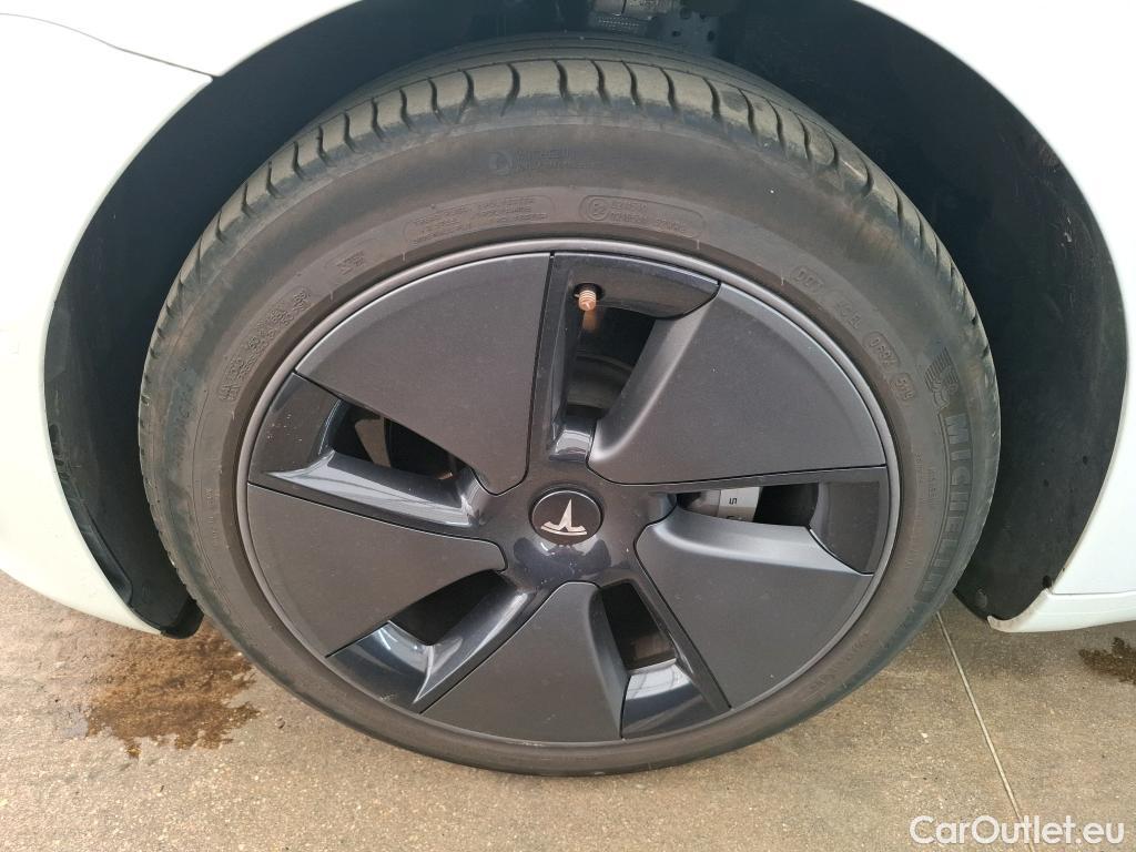  Tesla  Model 3 TESLA  / 2018 / 4P / Berline Autonomie Standard Plus RWD #11