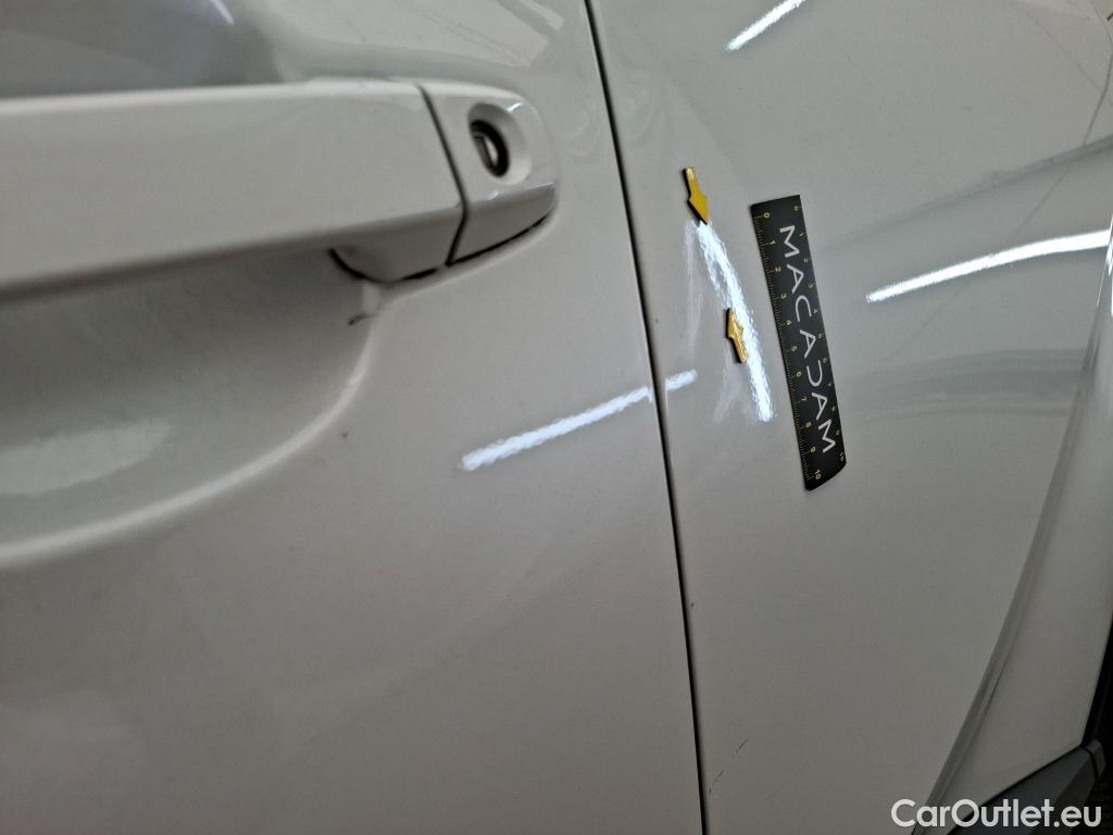  Toyota  C-HR TOYOTA  / 2016 / 5P / SUV 1.8 Hybride 122 Dynamic Business Beyond #4