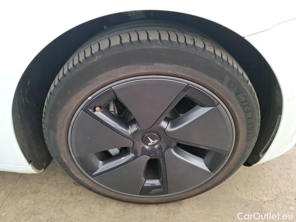  Tesla  Model 3 TESLA  / 2018 / 4P / Berline Autonomie Standard Plus RWD #14
