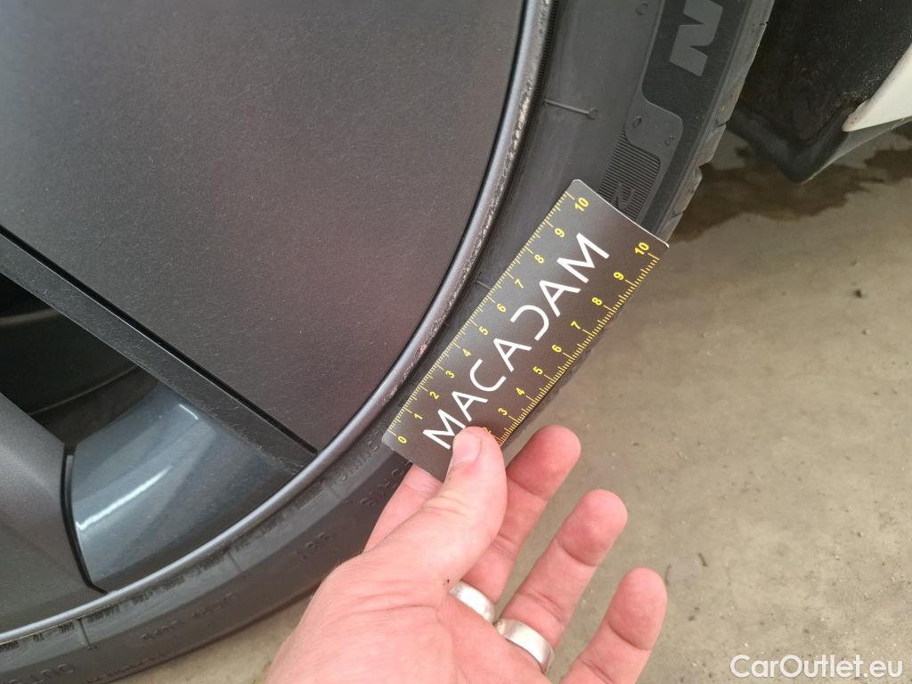  Tesla  Model 3 TESLA  / 2018 / 4P / Berline Grande Autonomie propulsion #4