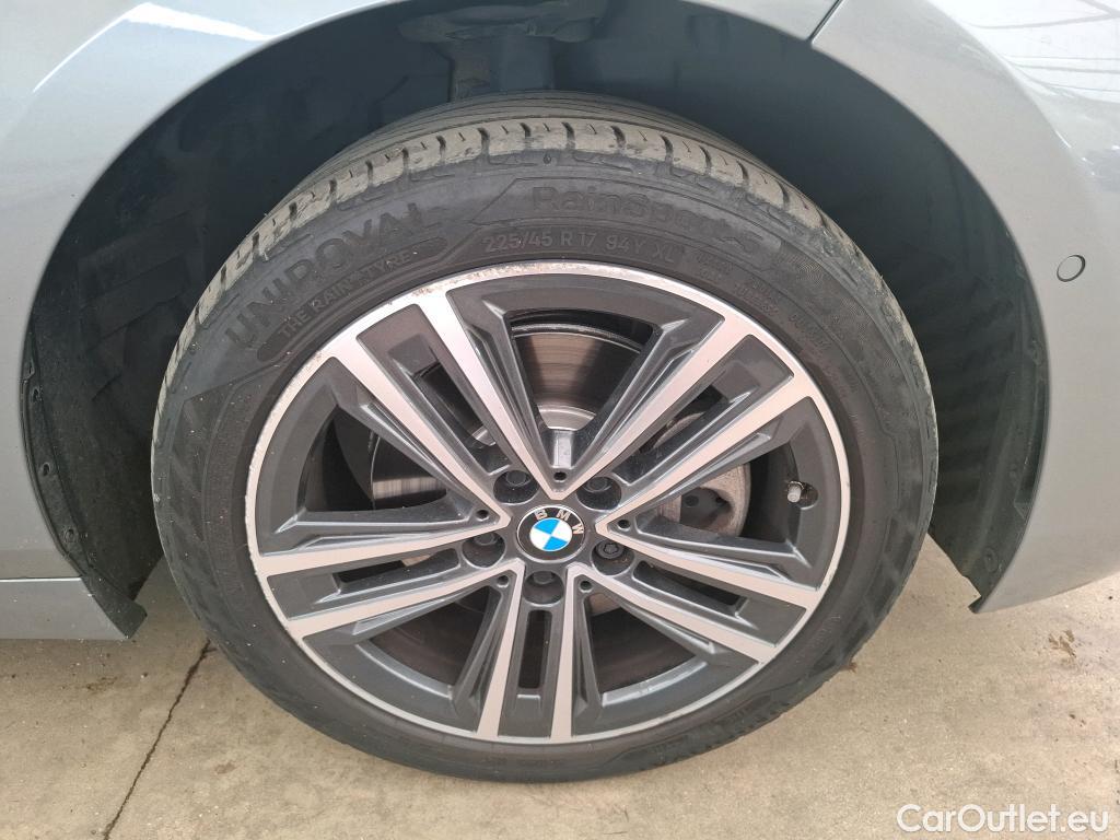  Bmw  Serie 1 BMW Série 1 / 2019 / 5P / Berline 116i DKG7 Business Design #16