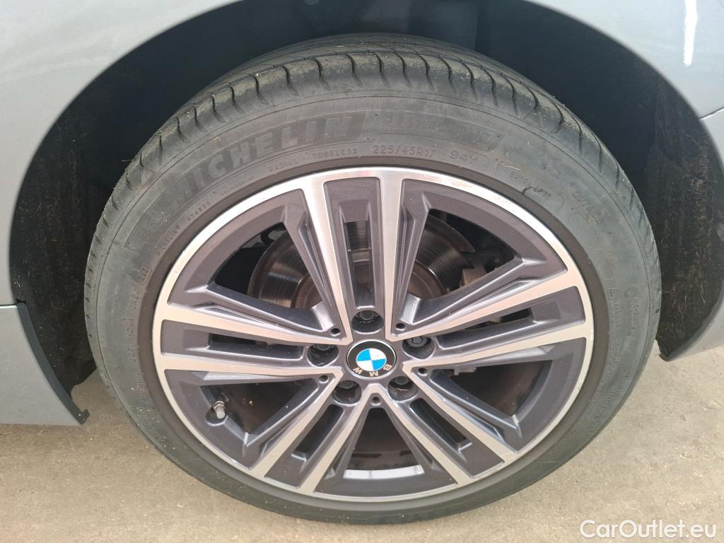  Bmw  Serie 1 BMW Série 1 / 2019 / 5P / Berline 116i DKG7 Business Design #8