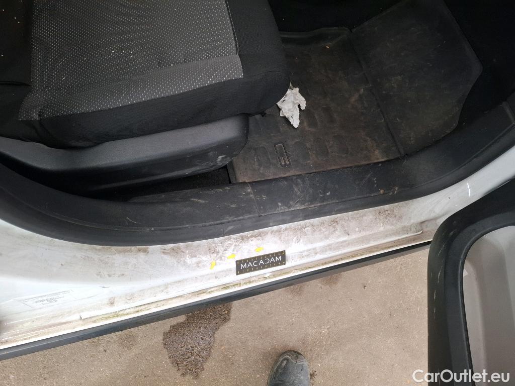  Citroen  C3  Société Feel 1.5 BlueHDI 100CV BVM6 E6dT #66