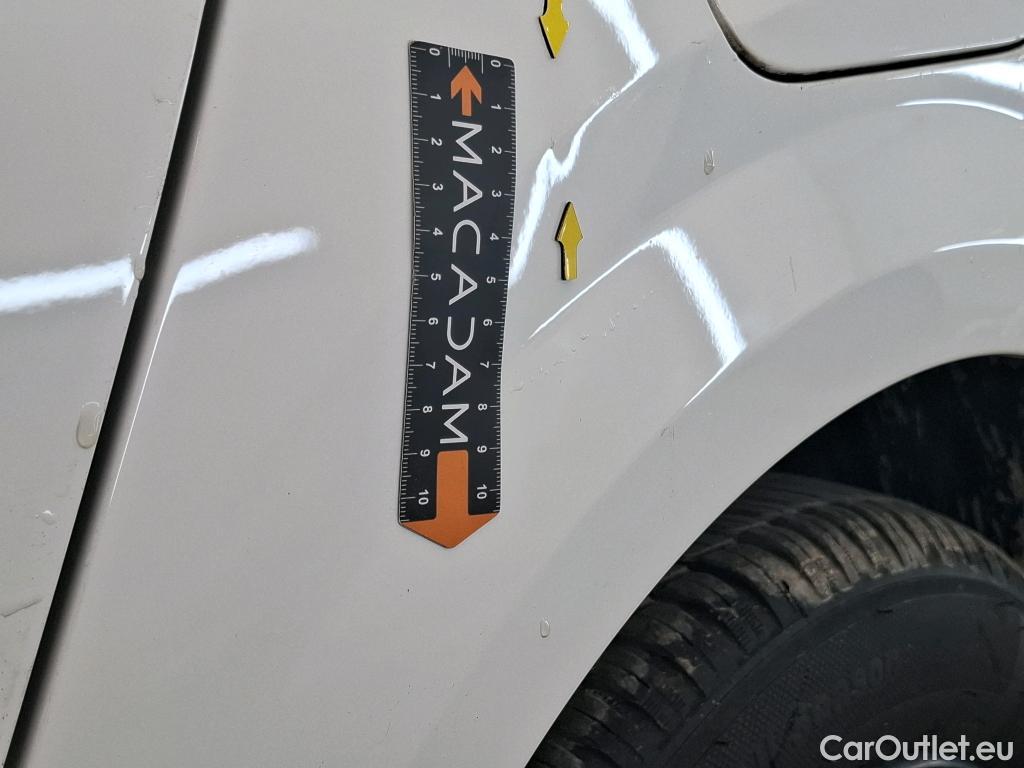  Peugeot  208  Premium 1.2 PureTech 75CV BVM5 E6d #35