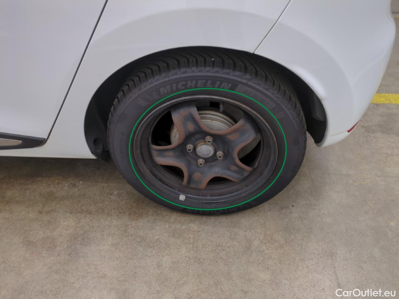  Renault  Clio  IV Business 0.9 TCe 90CV BVM5 E6 #23