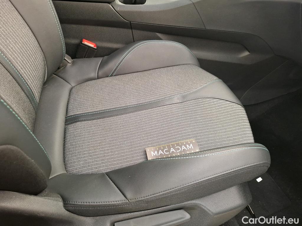  Peugeot  5008  Allure 1.2 PureTech 130CV BVA8 7 Sieges E6d #40