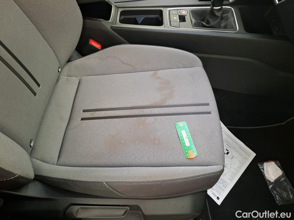  Seat  Leon  Style 1.0 TSI 110CV BVM6 E6d #11