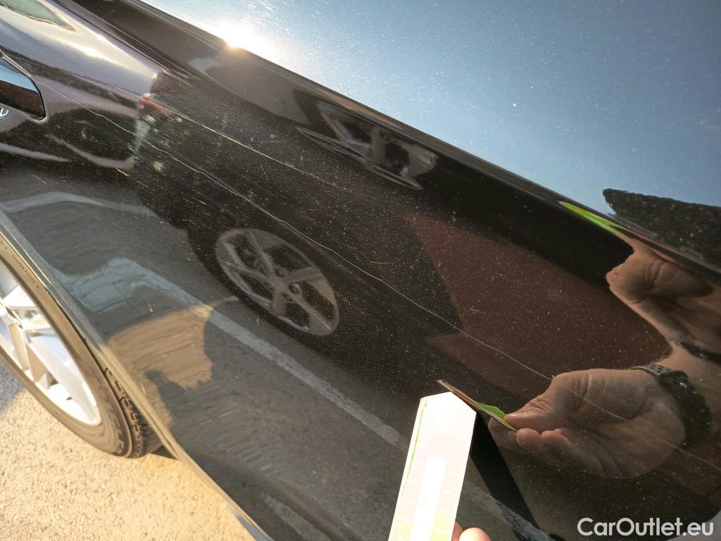 Audi  Q5 AUDI  / 2020 / 5P / todoterreno Genuine 40 TDI 150kW quattro-ultra #8