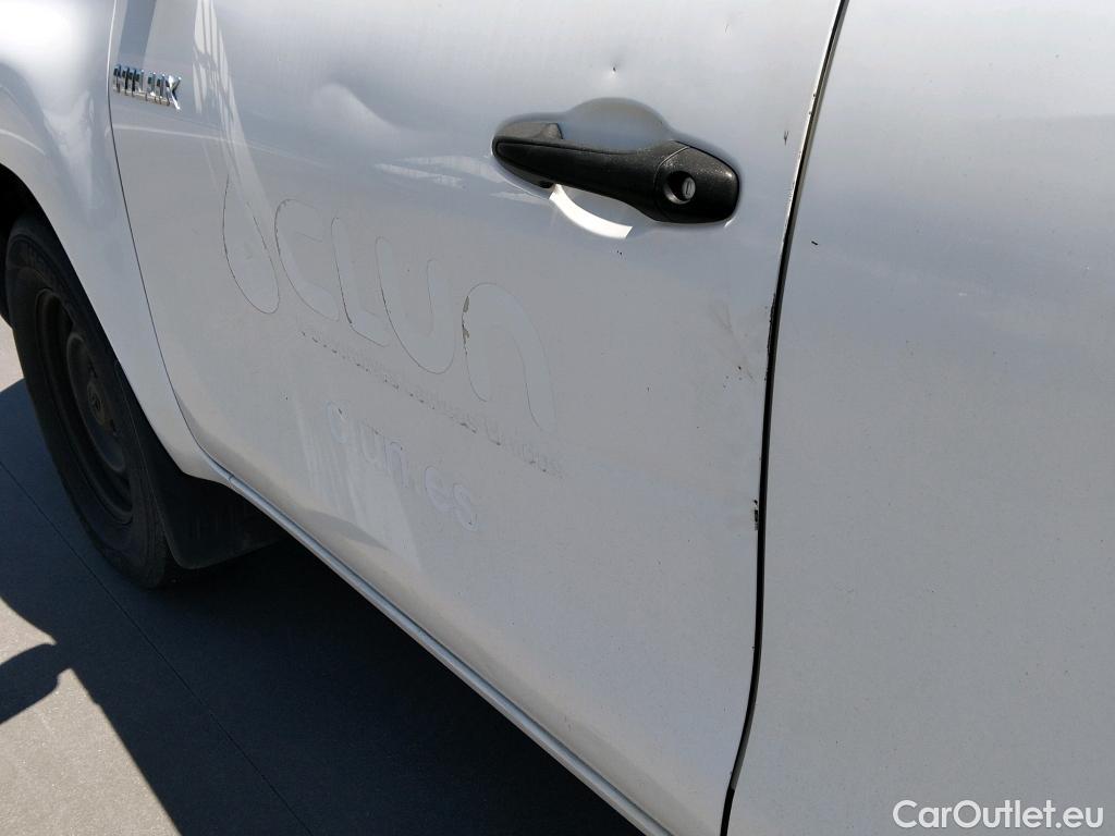  Toyota  Hilux TOYOTA  / 2016 / 2P / pickup 2.4 D-4D Cabina Extra GX #16