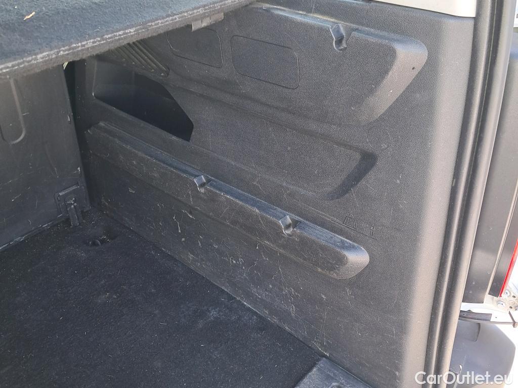  Peugeot  RIFTER PEUGEOT  / 2018 / 5P / combi Active Pack Business Std. BlueHDi 100 #14