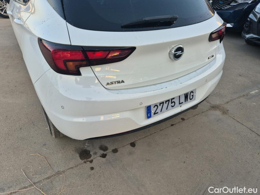  Opel  Astra OPEL  / 2019 / 5P / berlina con portón 1.2T SHL 81kW (110CV) Design & Tech #19