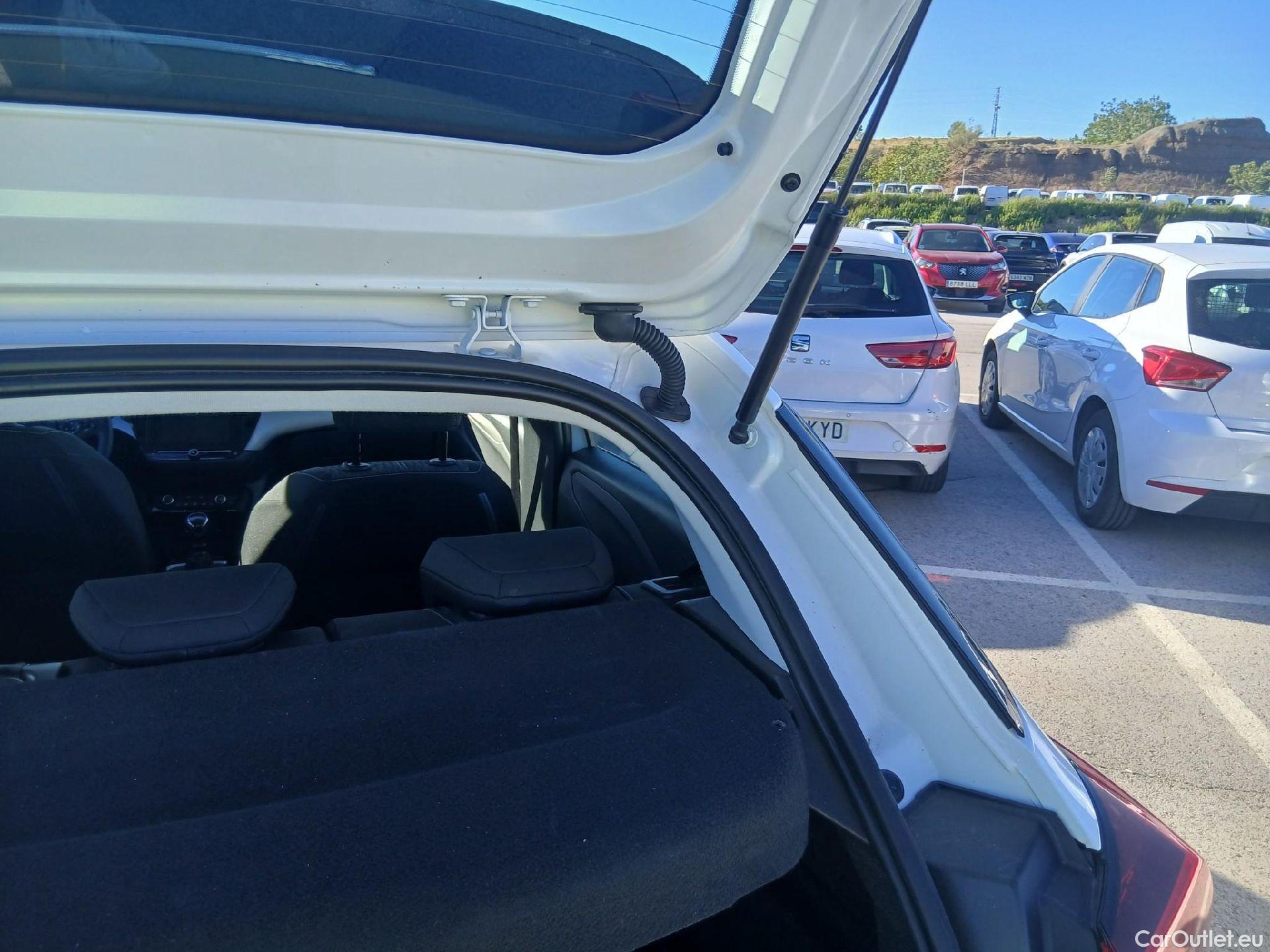  Opel  Corsa OPEL  / 2019 / 5P / berlina con portón 1.2T XHL 74kW (100CV) Edition (AC2) #17