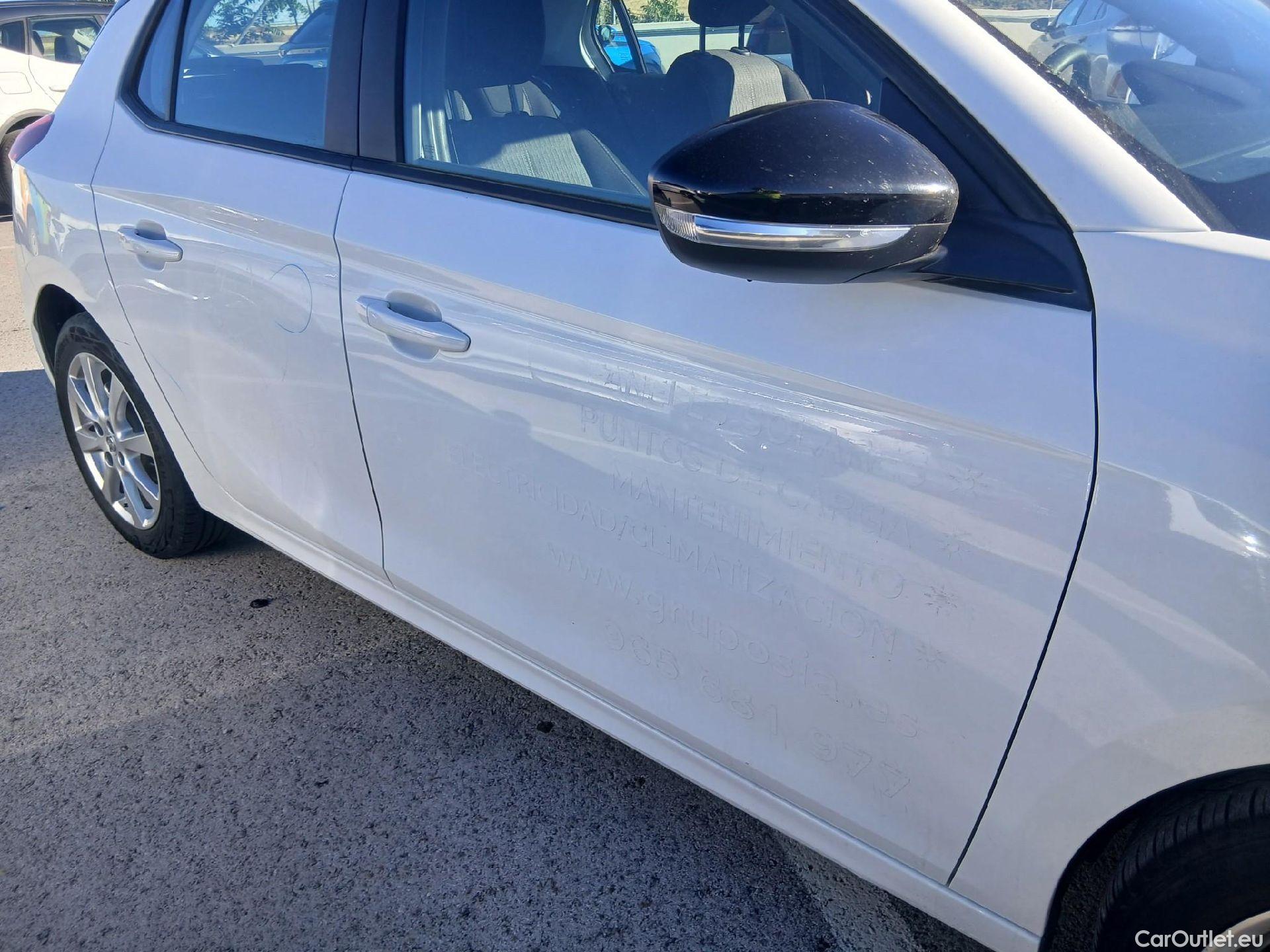  Opel  Corsa OPEL  / 2019 / 5P / berlina con portón 1.2T XHL 74kW (100CV) Edition (AC2) #29