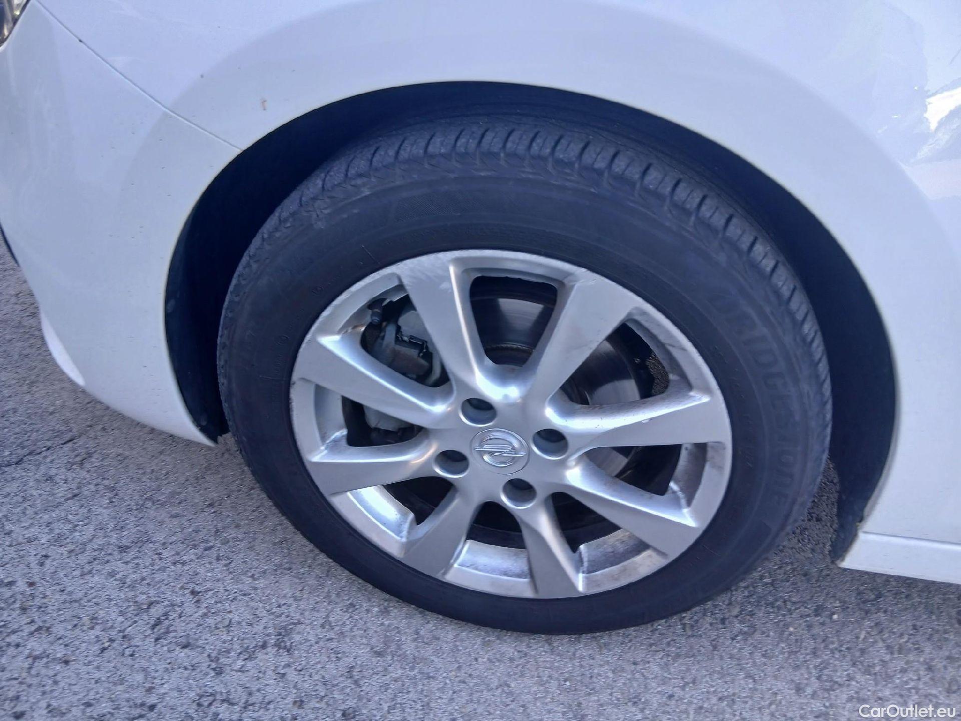  Opel  Corsa OPEL  / 2019 / 5P / berlina con portón 1.2T XHL 74kW (100CV) Edition (AC2) #8