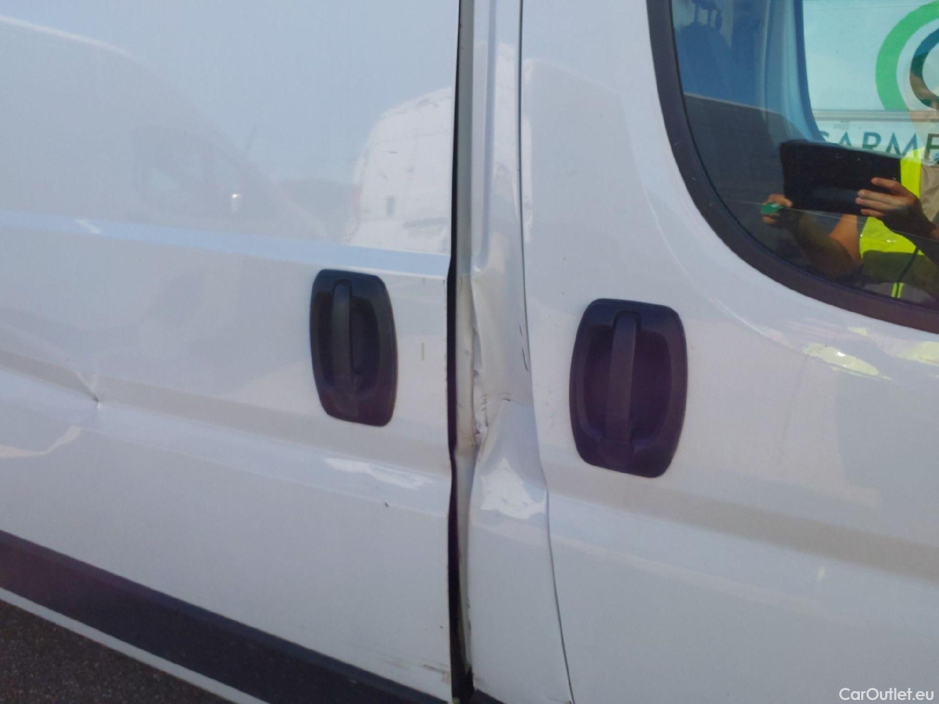  Opel  Movano OPEL  / 2021 / 4P / furgón Furgón Base L3H3 3.5T 2.2 BlueHDi 103kW #55