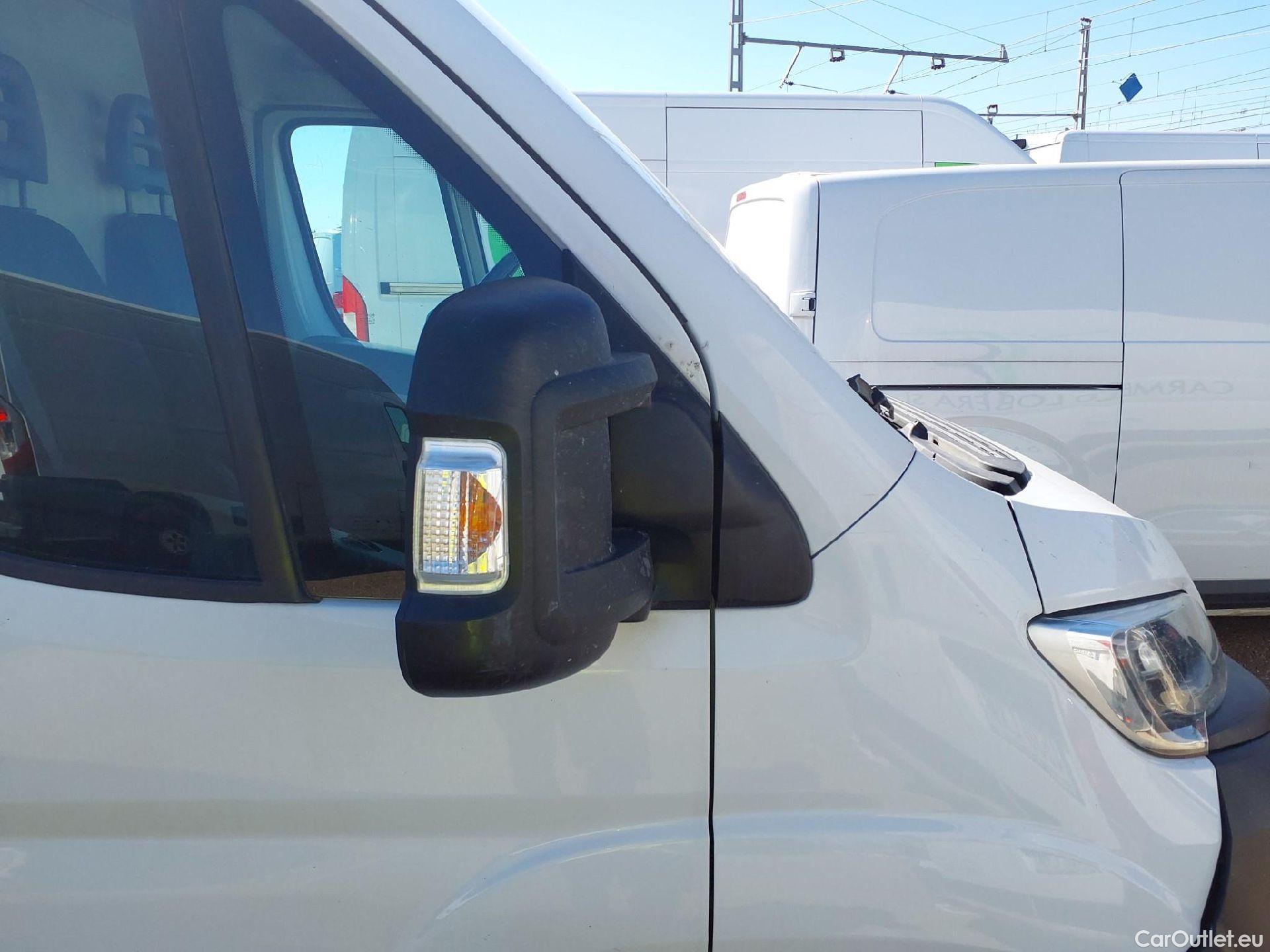  Opel  Movano OPEL  / 2021 / 4P / furgón Furgón Base L3H3 3.5T 2.2 BlueHDi 103kW #64