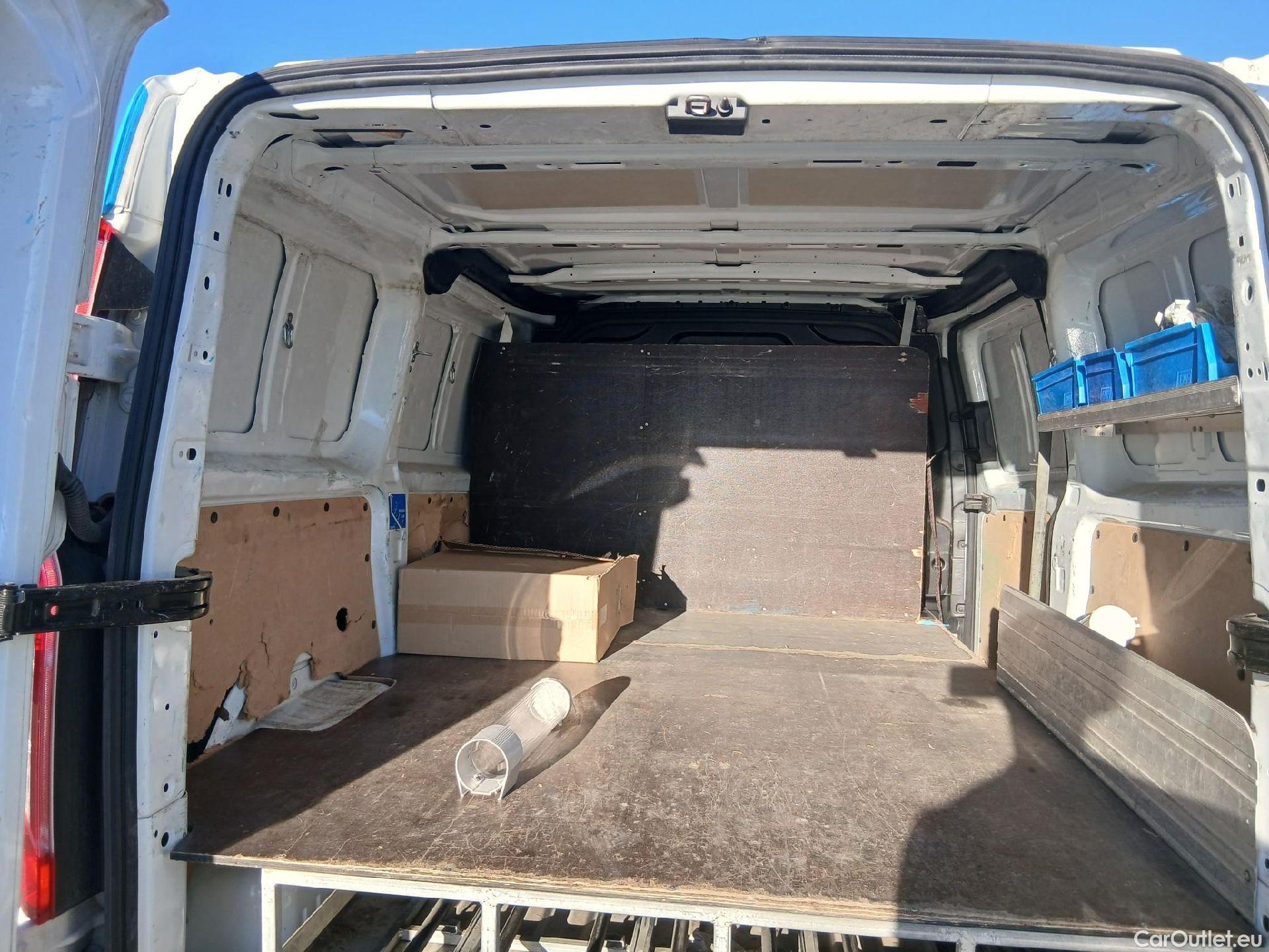  Ford  Transit FORD  Custom / 2012 / 4P / furgón Van 2.0 TDCI 96kW 320 L1 MHEV Trend #42