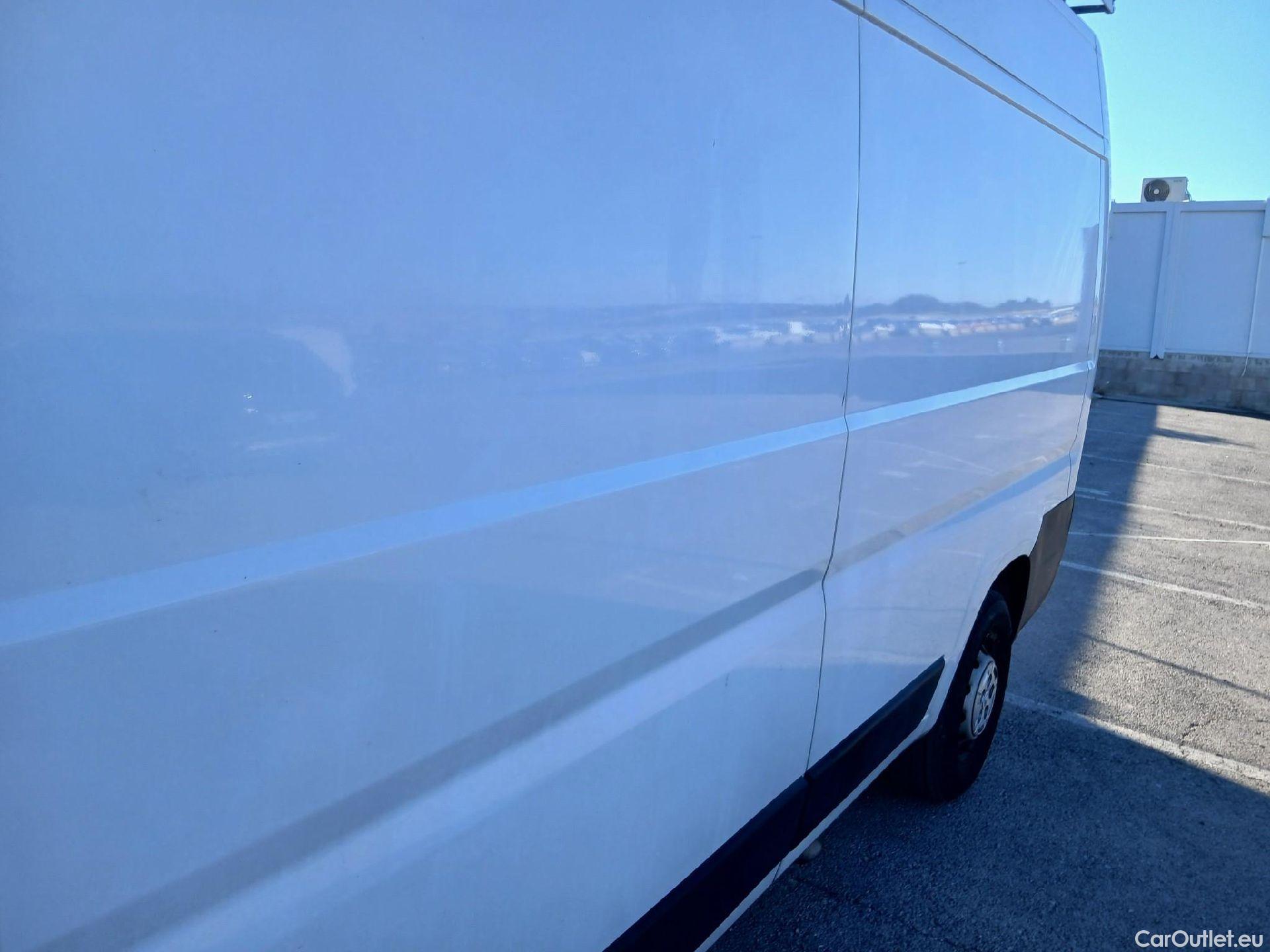  Citroen  Jumper CITROEN  / 2014 / 4P / furgón BlueHDi 103KW Furgón 35L3H2 Driver #3