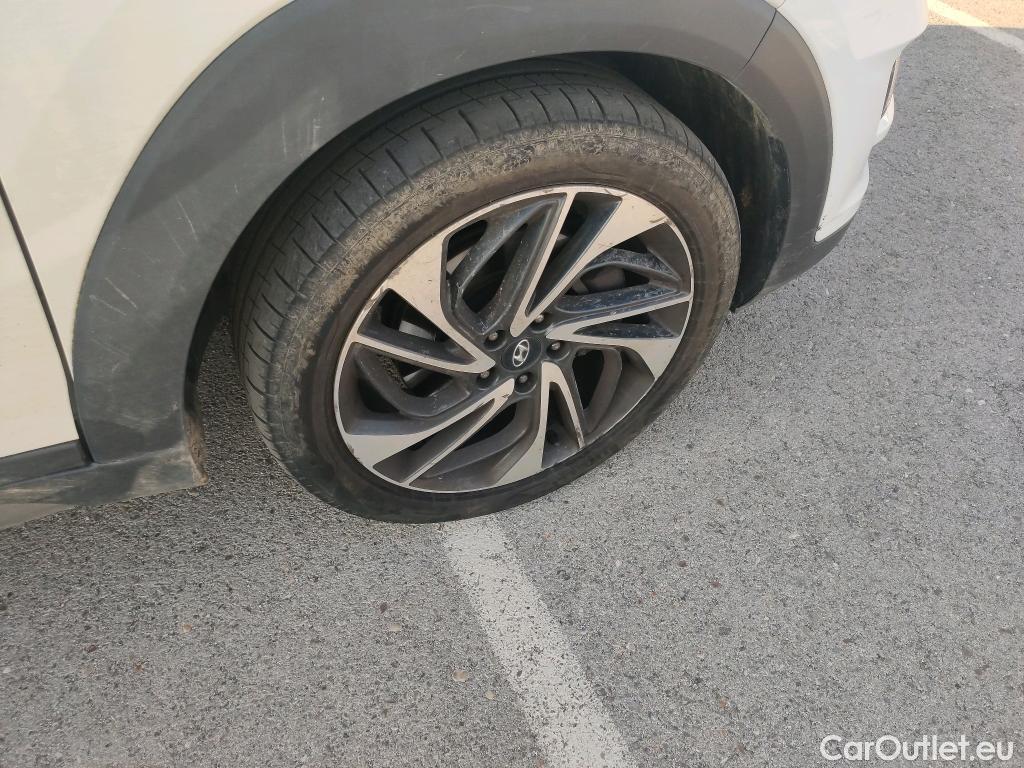  Hyundai  Tucson HYUNDAI  / 2018 / 5P / todoterreno 2.0 CRDI 136kW (185CV) 48V Style AT 4X4 #9