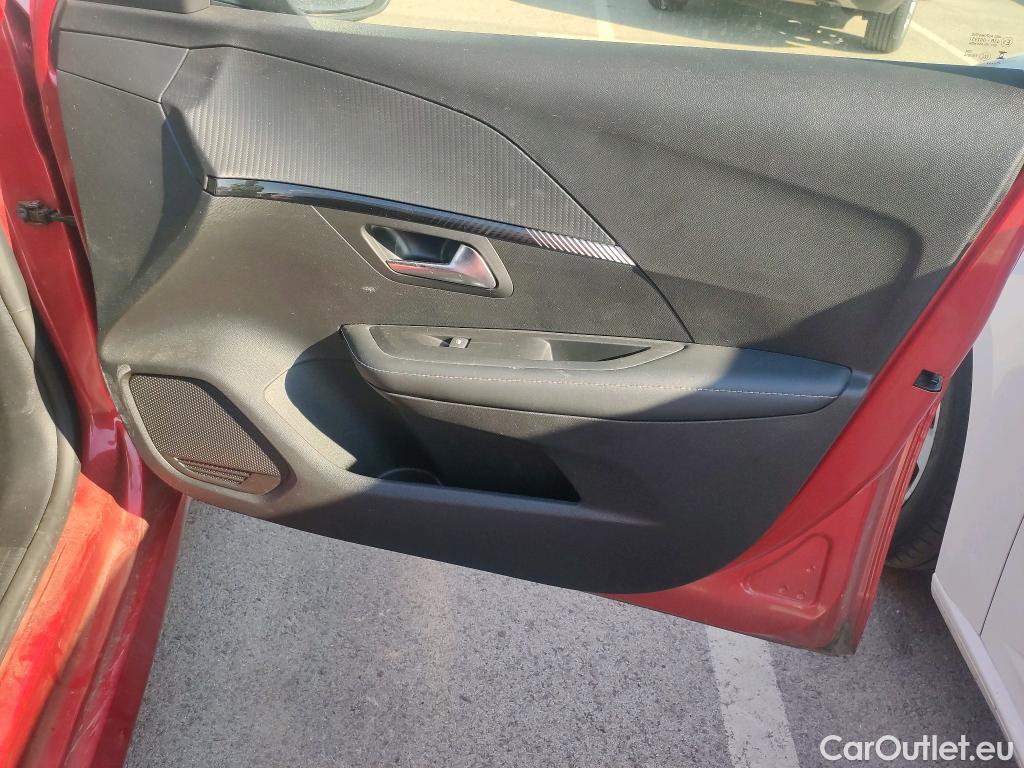  Peugeot  208  Allure 1.2 Puretech 100CV MT6 6E #25
