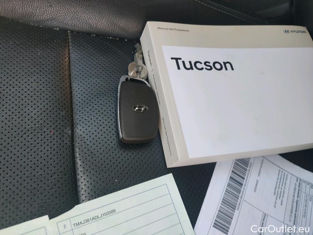  Hyundai  Tucson HYUNDAI  / 2018 / 5P / todoterreno 2.0 CRDI 136kW (185CV) 48V Style AT 4X4 #4